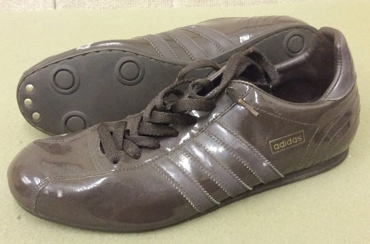 adidas gazelle silver green womens Limited edition Bayern Munich FC Gerd Muller Adidas Munchen red custom   Sneakcustomtrainers.com