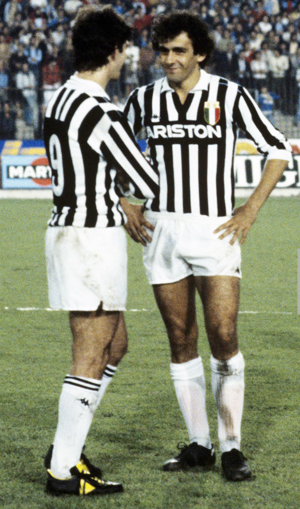 293 LANCER INT | マラドーナのスパイク