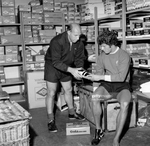 370 Gola SCORCHER | マラドーナのスパイク